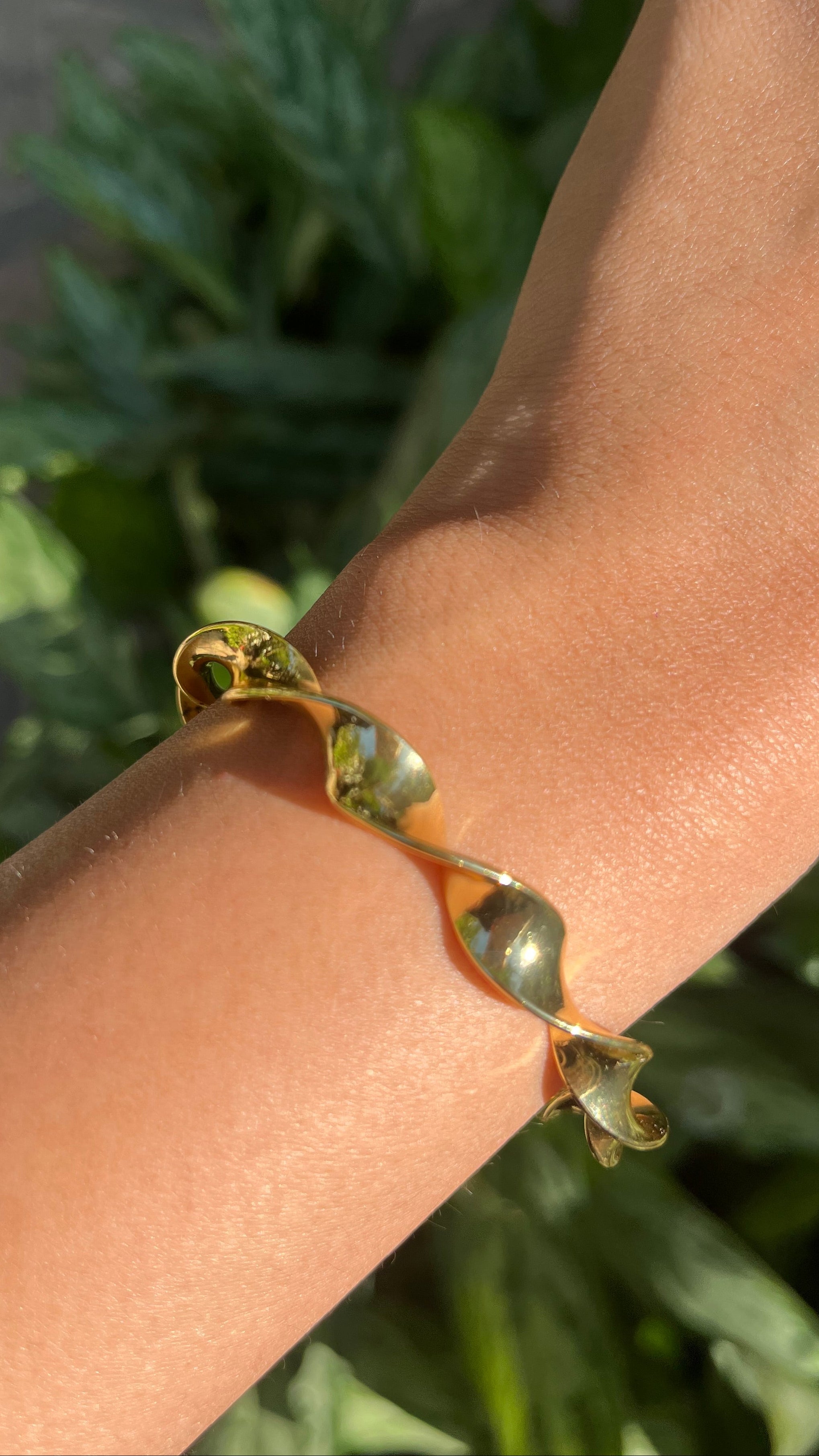 Sculpted Wave Cuff