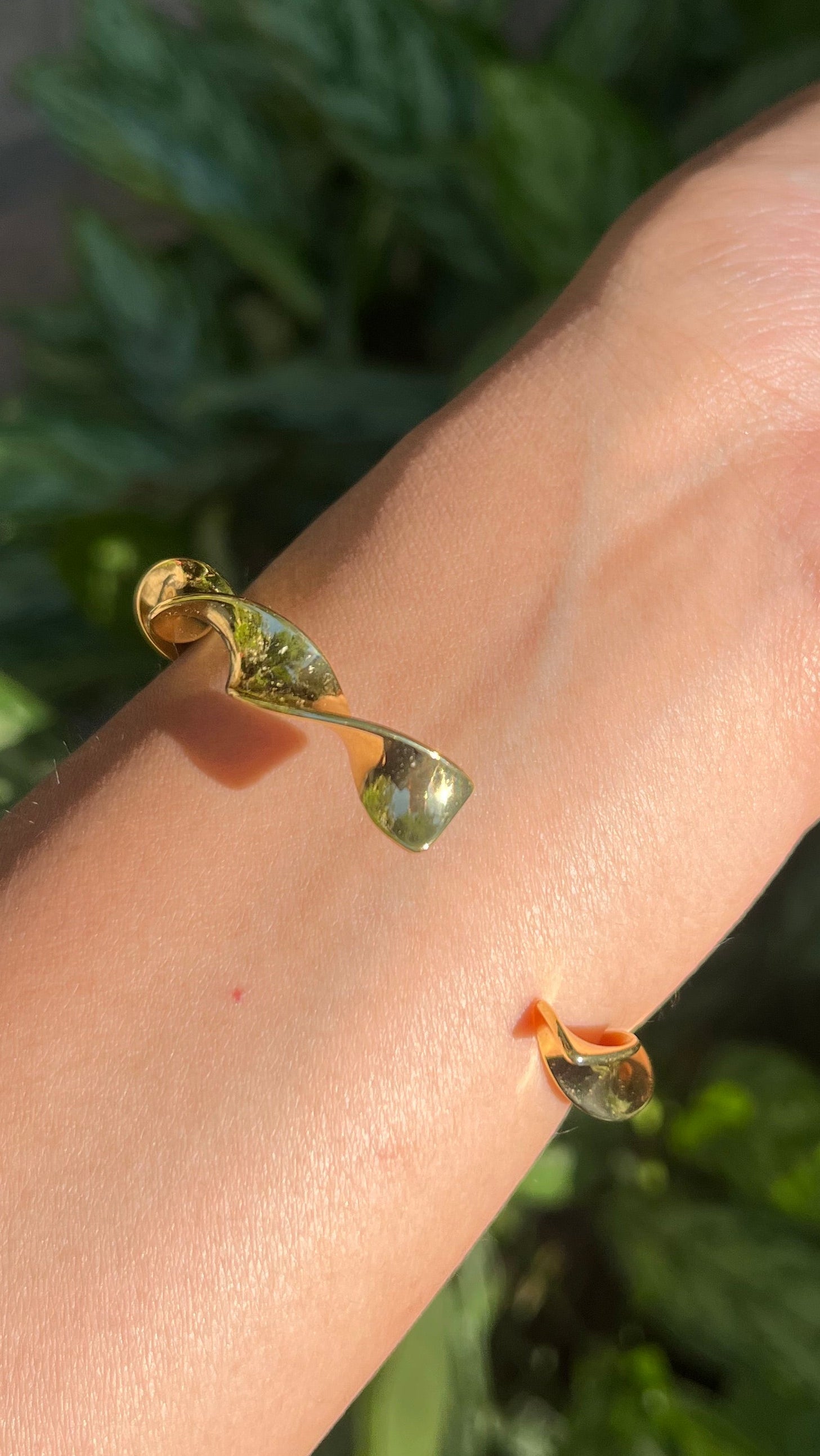 Sculpted Wave Cuff